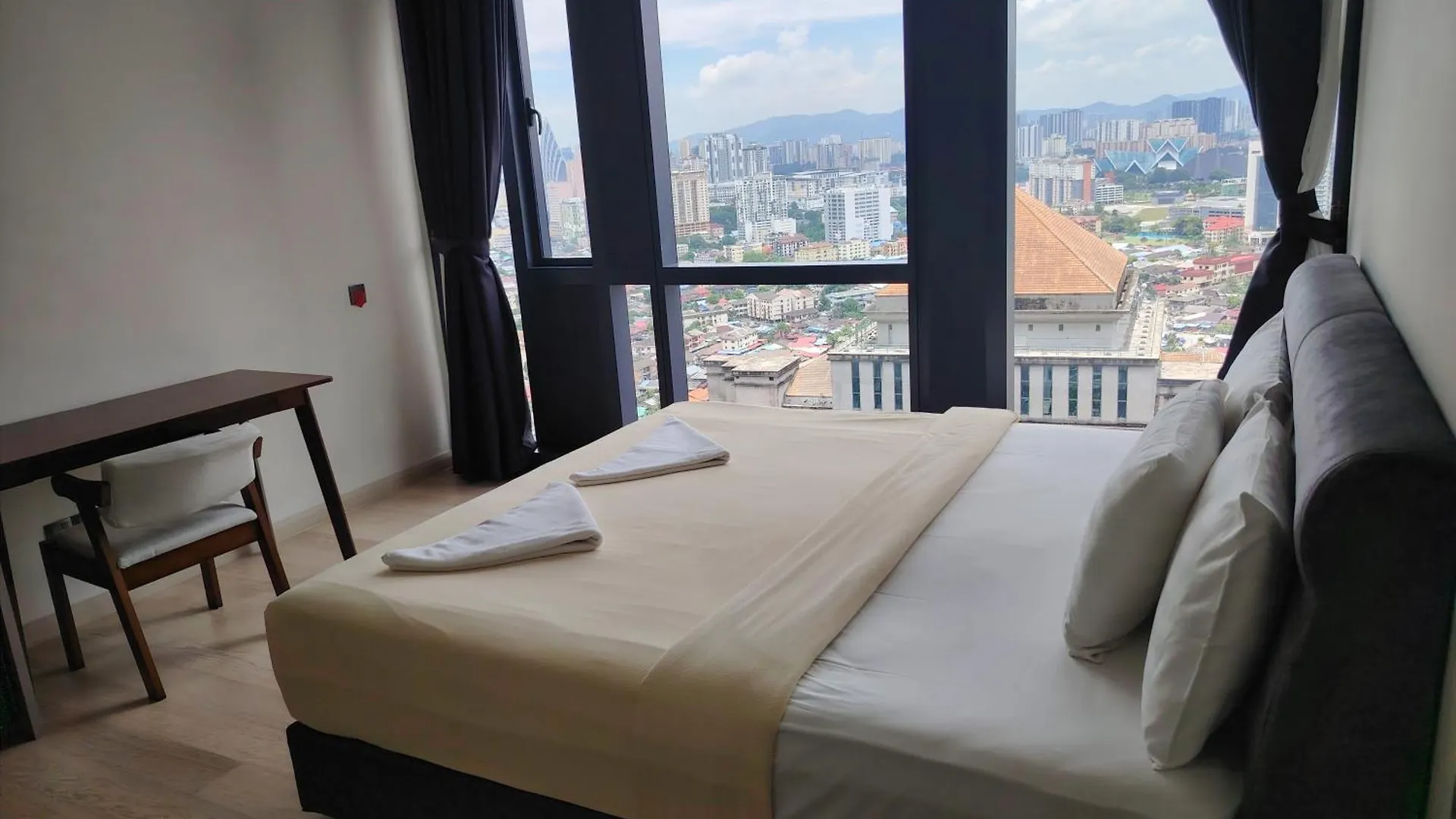 Kl Apartment At Star Residences Klcc Kuala Lumpur